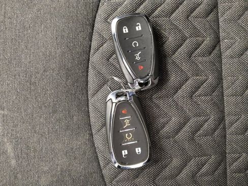 Used 2022 Chevrolet Equinox LT w/ Driver Convenience Package image 32