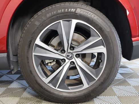 Used 2023 Lexus RX 350h w/ Accessory Package (Z1) AWD/4WD image 16