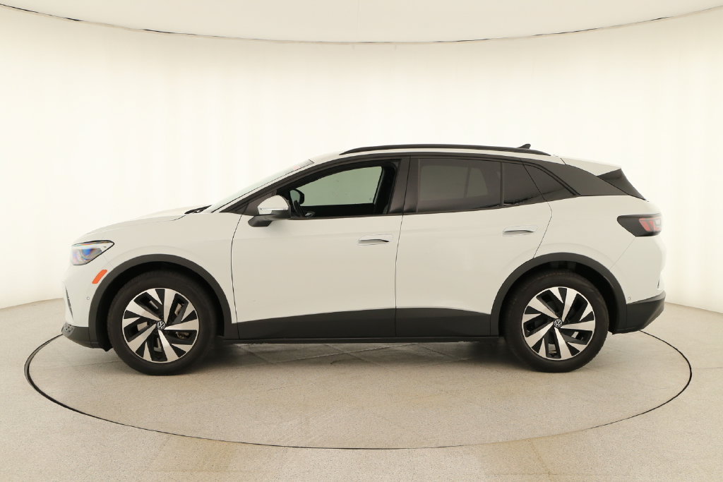 Used 2024 Volkswagen ID.4 2WD image 2