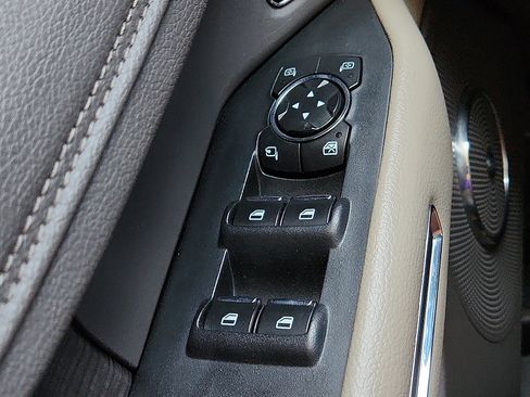 Used 2019 Ford Expedition Limited w/ Equipment Group 301A RWD image 18