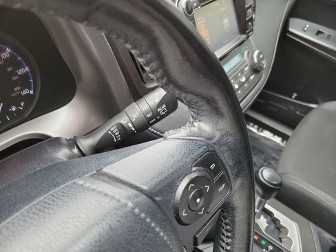 Used 2017 Toyota RAV4 XLE w/ Carpet Mat Package image 28