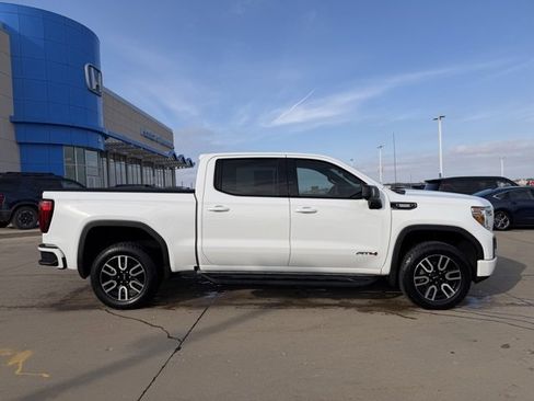 Used 2021 GMC Sierra 1500 AT4 w/ AT4 Preferred Package image 8