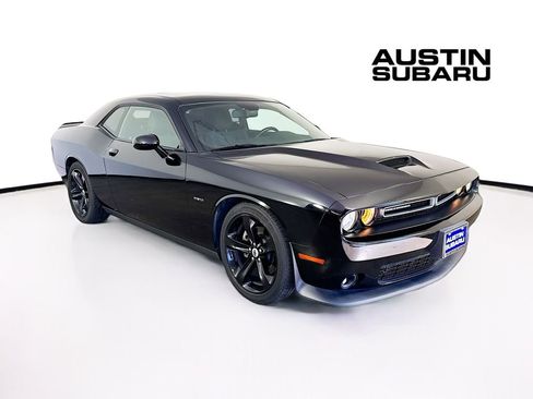 Used 2019 Dodge Challenger R/T w/ Driver Convenience Group image 1