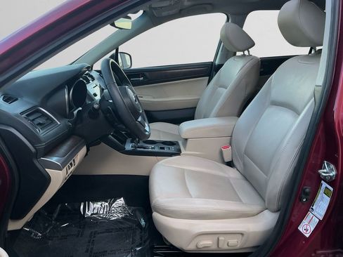 Used 2019 Subaru Outback 2.5i Limited image 9