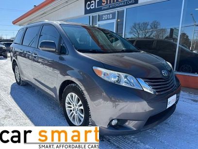 Used 2016 Toyota Sienna XLE w/ XLE Navigation Package