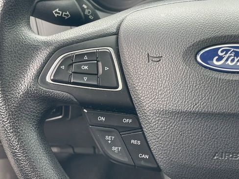 Used 2018 Ford Focus SEL FWD image 15