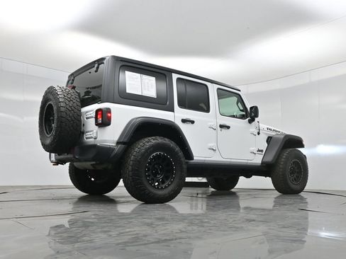 Used 2021 Jeep Wrangler Unlimited Rubicon AWD/4WD image 47