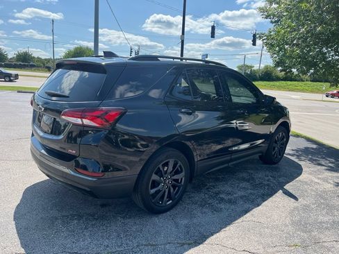 Used 2023 Chevrolet Equinox RS AWD/4WD image 3