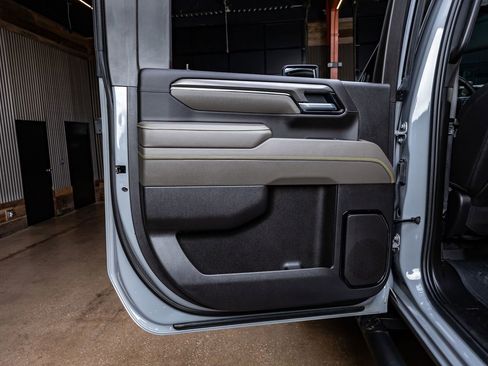 Used 2025 Chevrolet Silverado 2500 ZR2 w/ ZR2 Bison Edition image 39