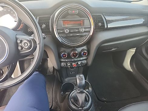 Used 2015 MINI Cooper S FWD image 23