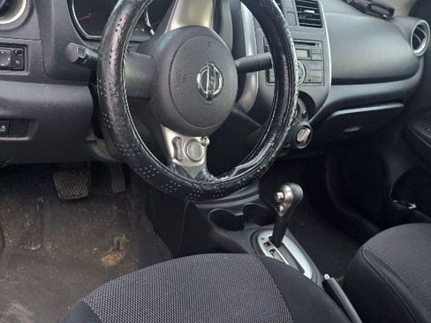 Used 2014 Nissan Versa SV FWD image 16