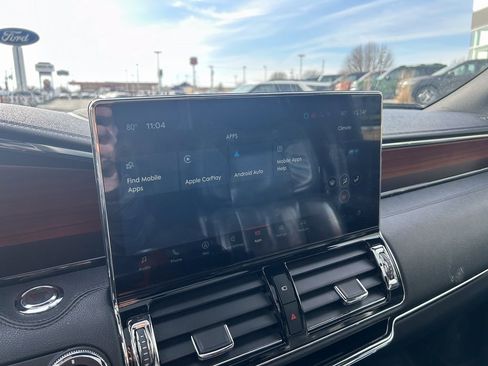 Used 2023 Lincoln Navigator Reserve image 25