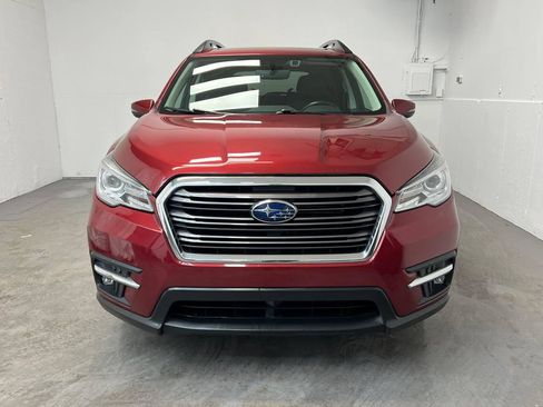 Used 2022 Subaru Ascent Limited w/ Technology Package image 2