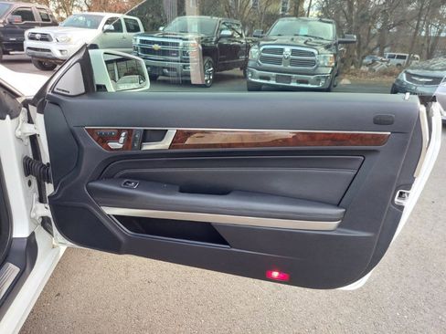 Used 2015 Mercedes-Benz E 400 Cabriolet image 14