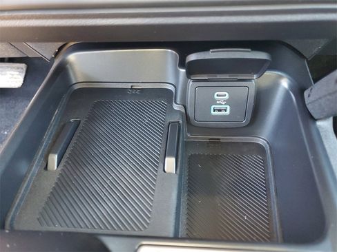 New 2025 Ford Bronco Badlands image 19