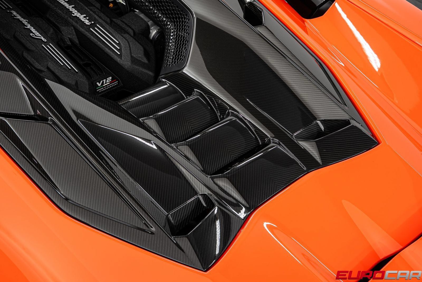 Used 2024 Lamborghini Revuelto AWD/4WD image 29