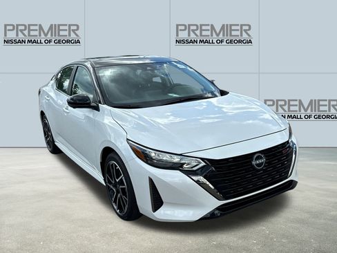 New 2025 Nissan Sentra SR w/ SR Premium Package image 3