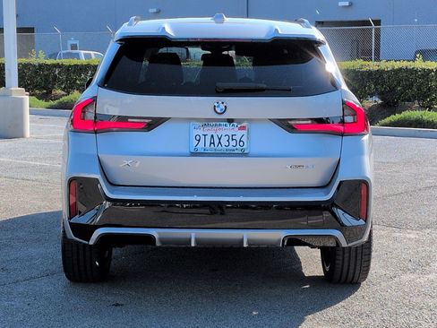 Used 2025 BMW X1 xDrive28i w/ M Sport Package image 9