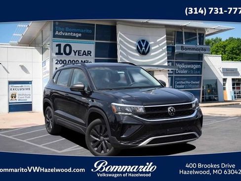 Used 2023 Volkswagen Taos S FWD image 1