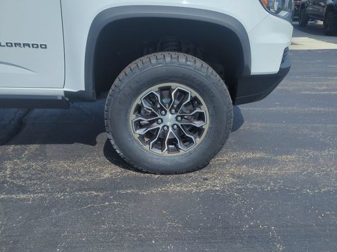 Used 2022 Chevrolet Colorado ZR2 AWD/4WD image 12