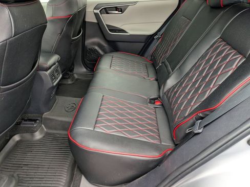 Used 2024 Toyota RAV4 XLE w/ Convenience Package image 28