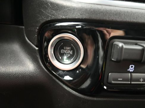 Used 2024 GMC Sierra 1500 SLE w/ LPO, GMC Protection Package AWD/4WD image 15