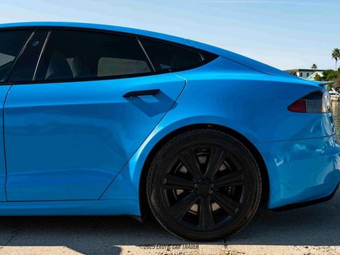 Used 2022 Tesla Model S Plaid image 5