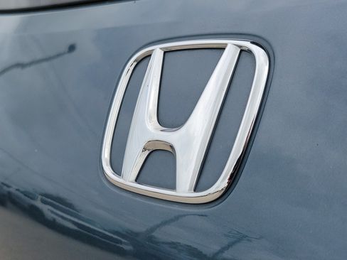 Used 2024 Honda HR-V LX image 8