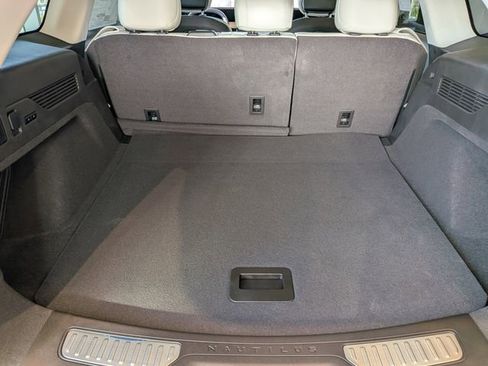 New 2026 Lincoln Nautilus Black Label w/ Jet Appearance Package image 8