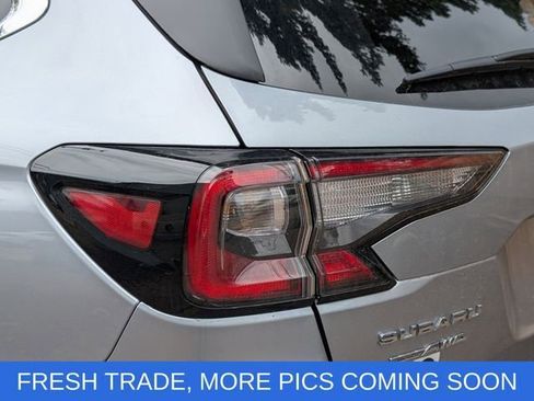 Used 2025 Subaru Outback Premium w/ Popular Package #1A AWD/4WD image 8