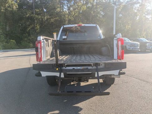 New 2026 Ford F250 Lariat w/ Black Appearance Package AWD/4WD image 13