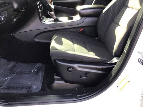 Used 2021 Jeep Grand Cherokee Freedom Edition image 12