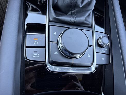 New 2026 MAZDA MAZDA3 2.5 S Hatchback w/ Premium Pkg image 39