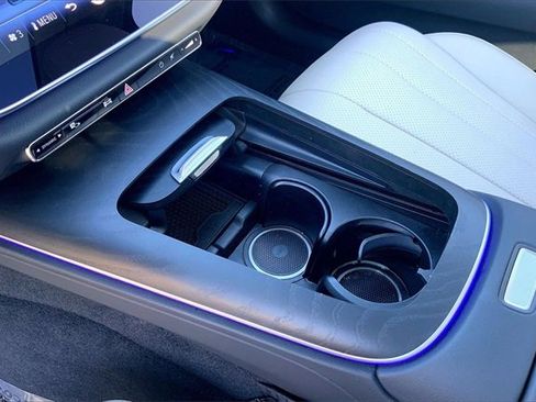 Used 2025 Mercedes-Benz E 350 4MATIC Sedan image 13