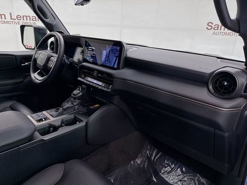 Used 2025 Toyota Land Cruiser w/ Premium Package image 30