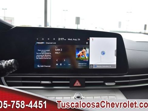 Used 2025 Hyundai Elantra Limited FWD image 36