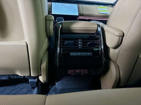 New 2026 Land Rover Range Rover Sport SE image 24