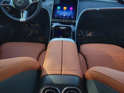 Certified 2025 Mercedes-Benz C 300 Sedan image 15