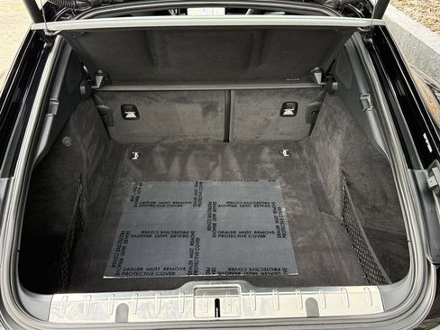 Used 2017 Porsche Panamera 4 image 24