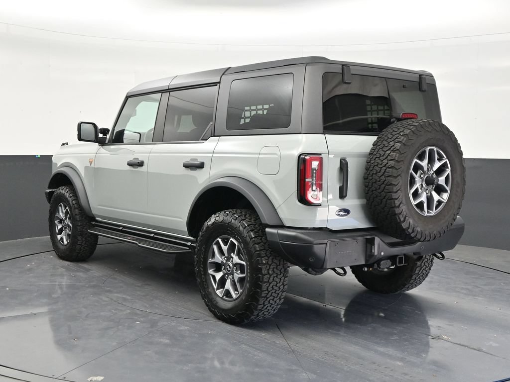 Used 2024 Ford Bronco Badlands AWD/4WD image 3