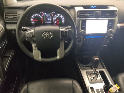 Used 2020 Toyota 4Runner Limited image 22