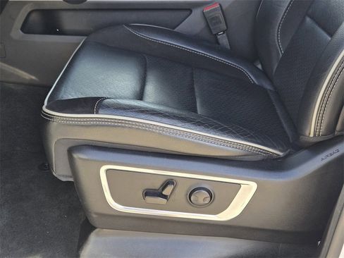 Used 2024 RAM 1500 Laramie image 26