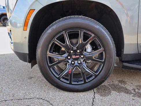 New 2026 GMC Yukon Elevation w/ Elevation Premium Package image 42
