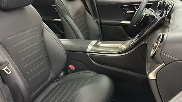 Used 2026 Mercedes-Benz GLC 43 AMG 4MATIC image 37