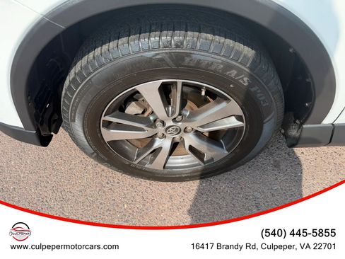 Used 2018 Toyota RAV4 XLE FWD image 28