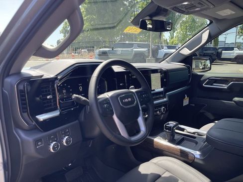 New 2026 GMC Sierra 1500 Elevation w/ Elevation Premium Package AWD/4WD image 10