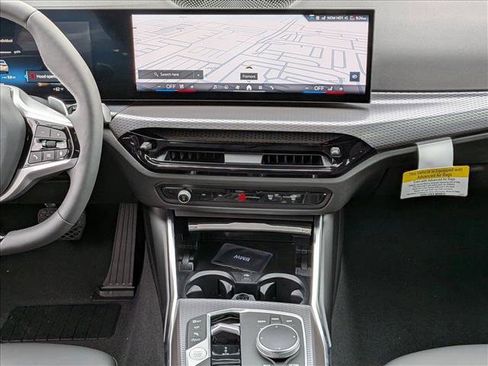 New 2025 BMW 330i Sedan w/ Convenience Package image 11