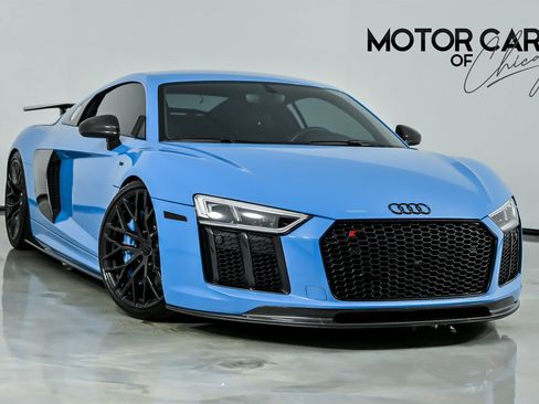 Used 2017 Audi R8 V10 plus image 1