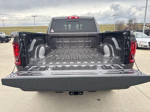 New 2026 RAM 2500 Tradesman AWD/4WD image 28