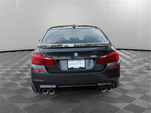 Used 2014 BMW M5 RWD image 4